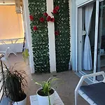 Βeachfront Luxury Apartments Sarande * Sarandë