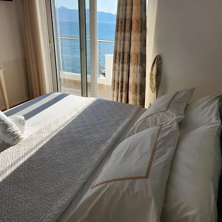 Sandra's Seaside Luxury