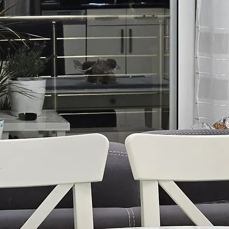 Sandra's Seaside Luxury Saranda