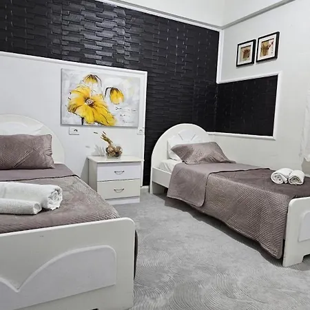 Sandra's Seaside Luxury