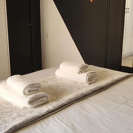 βeachfront Luxury Sarandë