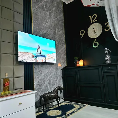βeachfront Luxury Sarandë