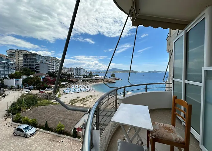 Βeachfront Luxury Apartments Sarande Апартаменты Саранда