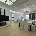 公寓 Βeachfront Luxury Apartments Sarande Sarandë