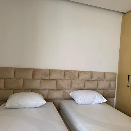 Alpha Seaside Apartment Sarande