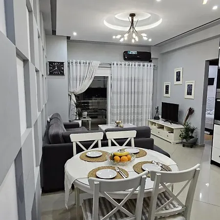 Sandra's Seaside Luxury