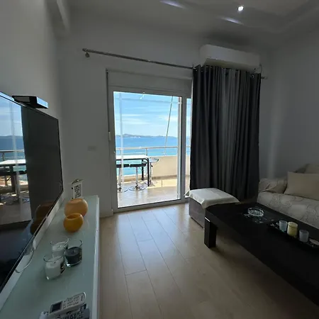 Alpha Seaside *