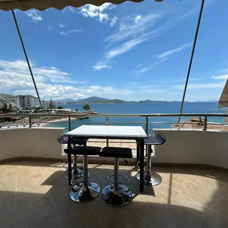 Βeachfront Luxury Apartments Sarande