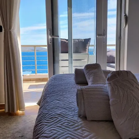 Апартаменты βeachfront Luxury Саранда