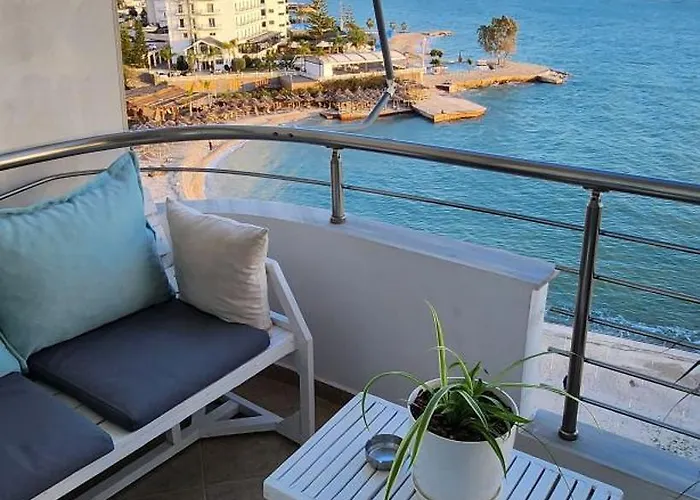 Βeachfront Luxury Apartments Sarande * ساراندا